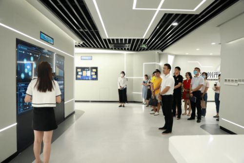 青年学经济大讲堂第四期 5G发展趋势及行业应用展望——技术开发与咨询新视角